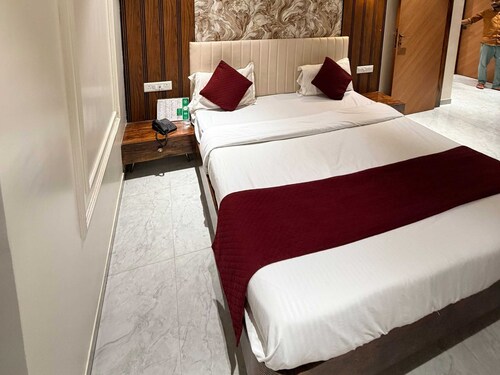 Deluxe Room Riveria