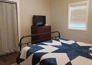 Desk, free WiFi, bed sheets