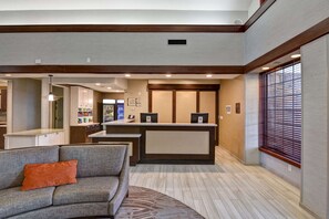Lobby - Your Home Base | King Suite | Full Kitchen | 1.2 Mi to Topgolf Overland Park (Overland Park)
