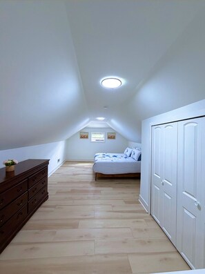 4 Schlafzimmer, Bügeleisen/Bügelbrett, WLAN, Bettwäsche