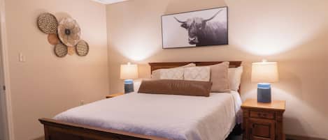 2 bedrooms, WiFi (free), bed sheets
