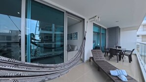 Khu ẩm thực ngoài trời