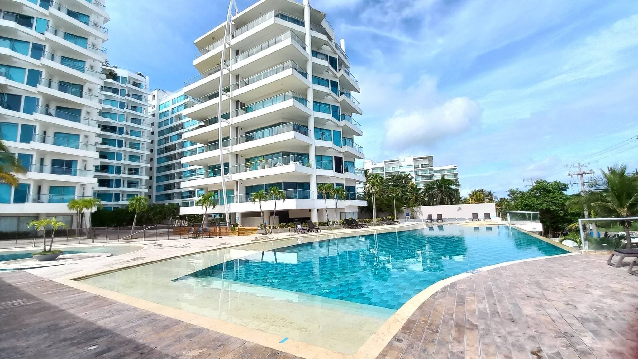 Departamento, 1 habitación, con acceso para personas discapacitadas, balcón | Alberca | Alberca techada 