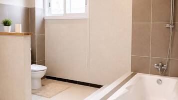 Kamar Double Superior, balkon | Kamar mandi