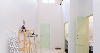 Spacious Heritage House Prime Location Family Stay