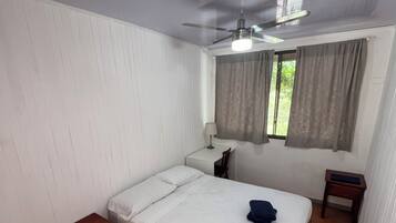 Wifi gratis y ropa de cama
