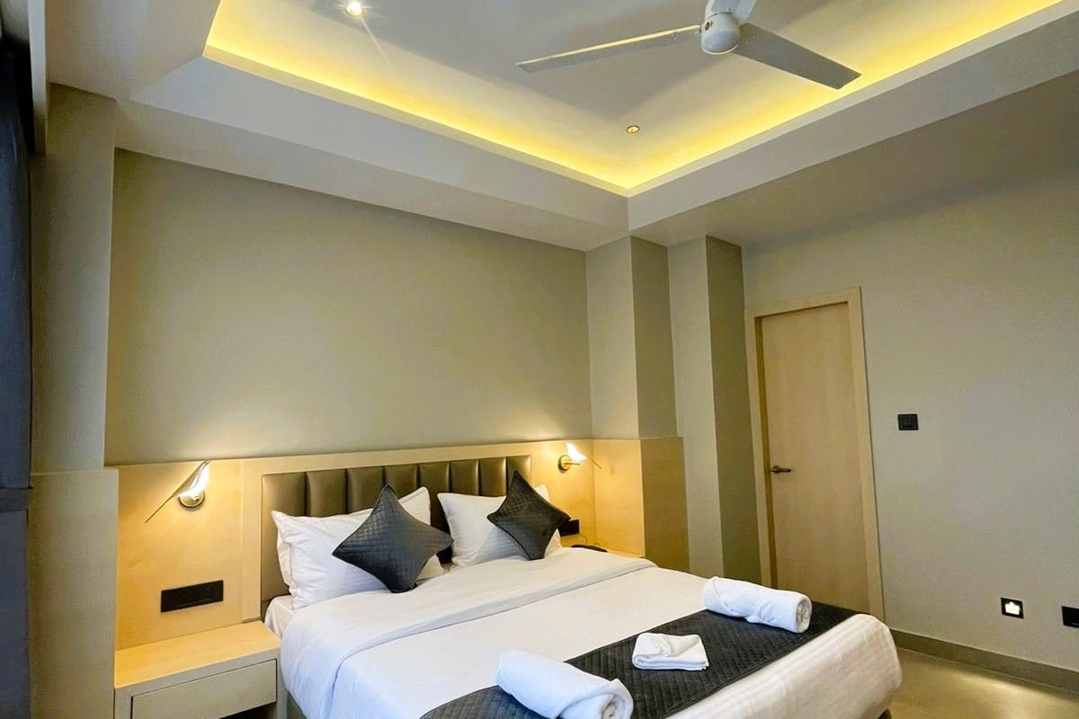 Comfort Room, Mountain View | WiFi (free), bed sheets