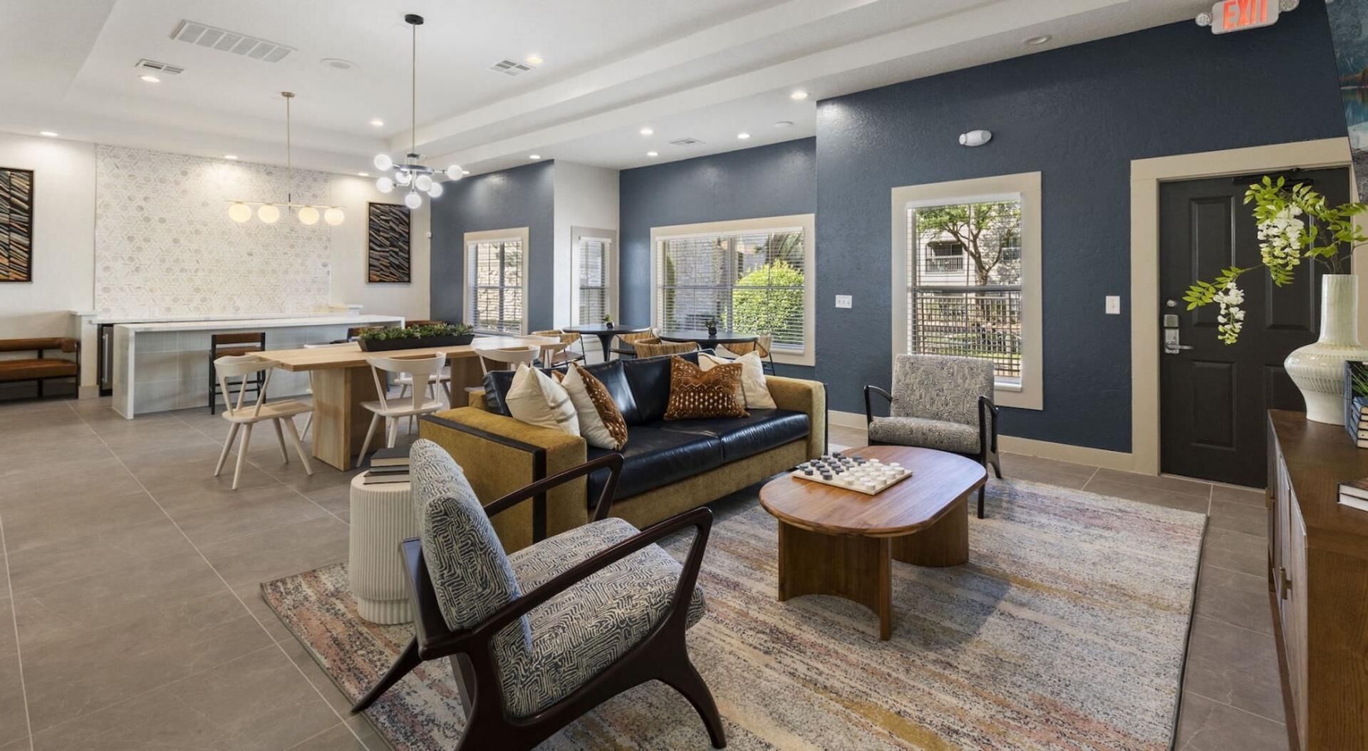 Landing | Stylish 2bd, Gym, Clubhouse - Sugar Land, TX