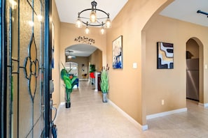 House - One Level Home Foosball Crib Office Space Yard (Crowley)