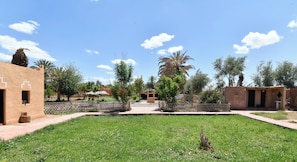 Property grounds - Ferme Dar Charach (Tarmigt)