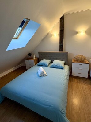 Room - Vrbo Property (Troyes)