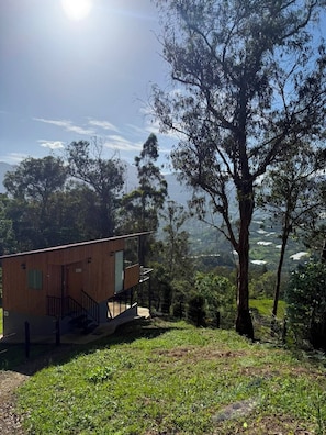 Ferienhütte, Balkon, Bergblick | Außenbereich