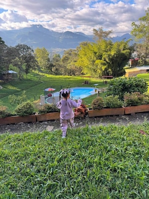Outdoor pool - La Felicidad Finca Ecoturistica  (Fómeque)