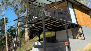Ảnh chưa phân loại, 5 trong số 47 ảnh, nút