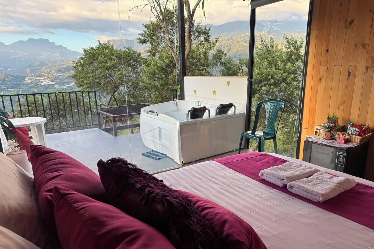 Cabana, balcó, vistes a la muntanya | Wifi gratuïta