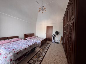 2 bedrooms, bed sheets