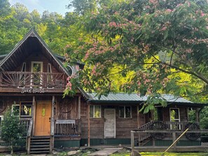 Exterior - Bunkhouse Cabin Elk River Outpost River Front w/ Starlink. (Duck)