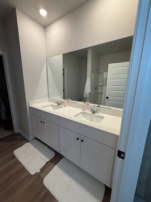 Bathroom - Live Love Your North Myrtle Beach Vacation - North Myrtle Beach (North Myrtle Beach)