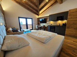 Unclassified image, 5 of 39, button - Penthouse Studio II with balcony and fantastic view as well as parking space (Bruck an der Großglocknerstraße)