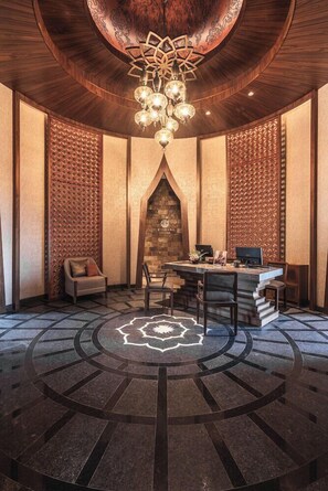 Lobby - Dusit Thani Himalayan Resort (Dhulikhel)