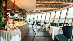 Dining - Hotel RF Vision Restaurante Giratorio (Gramado)