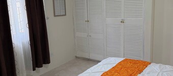 Hy-de-way 3BR Near Miami Beach & Oistins