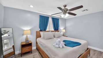 2 bedrooms, desk, iron/ironing board, WiFi