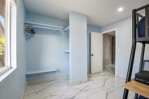 Interior - Modern Retreat with Hot tub + Fence Yard (Oceanside)