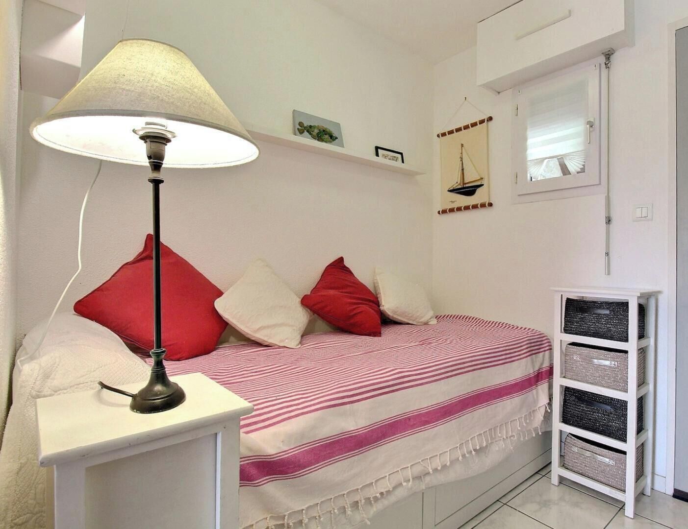 Iron/ironing board, travel crib, WiFi (free), bed sheets