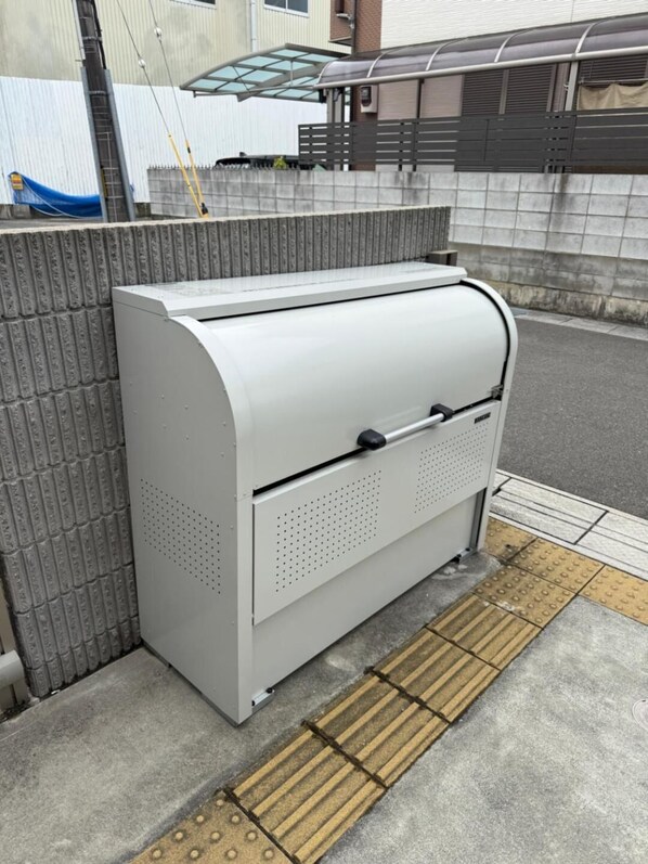 星評価なしの画像、1 / 17、ボタン