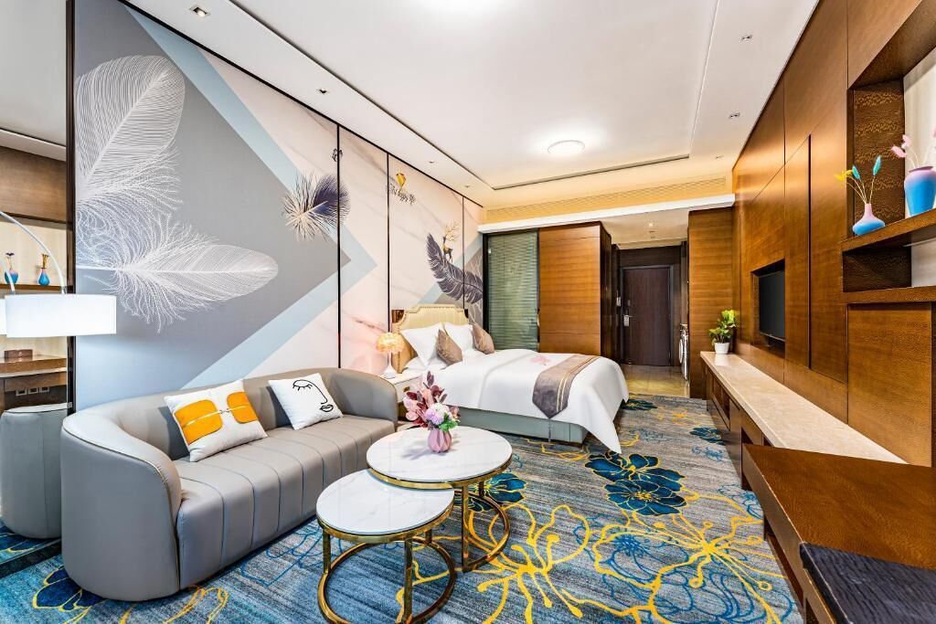 Double Room, City View | Interior