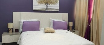 2-bedroom Residences meublees in soothing Bouake with AC comfort