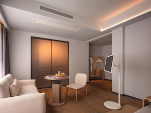 Habitación doble superior, vistas a la ciudad | Interior