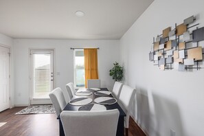House, Accessible - Kitchen Foosball Fenced Yard Parking (Kyle)
