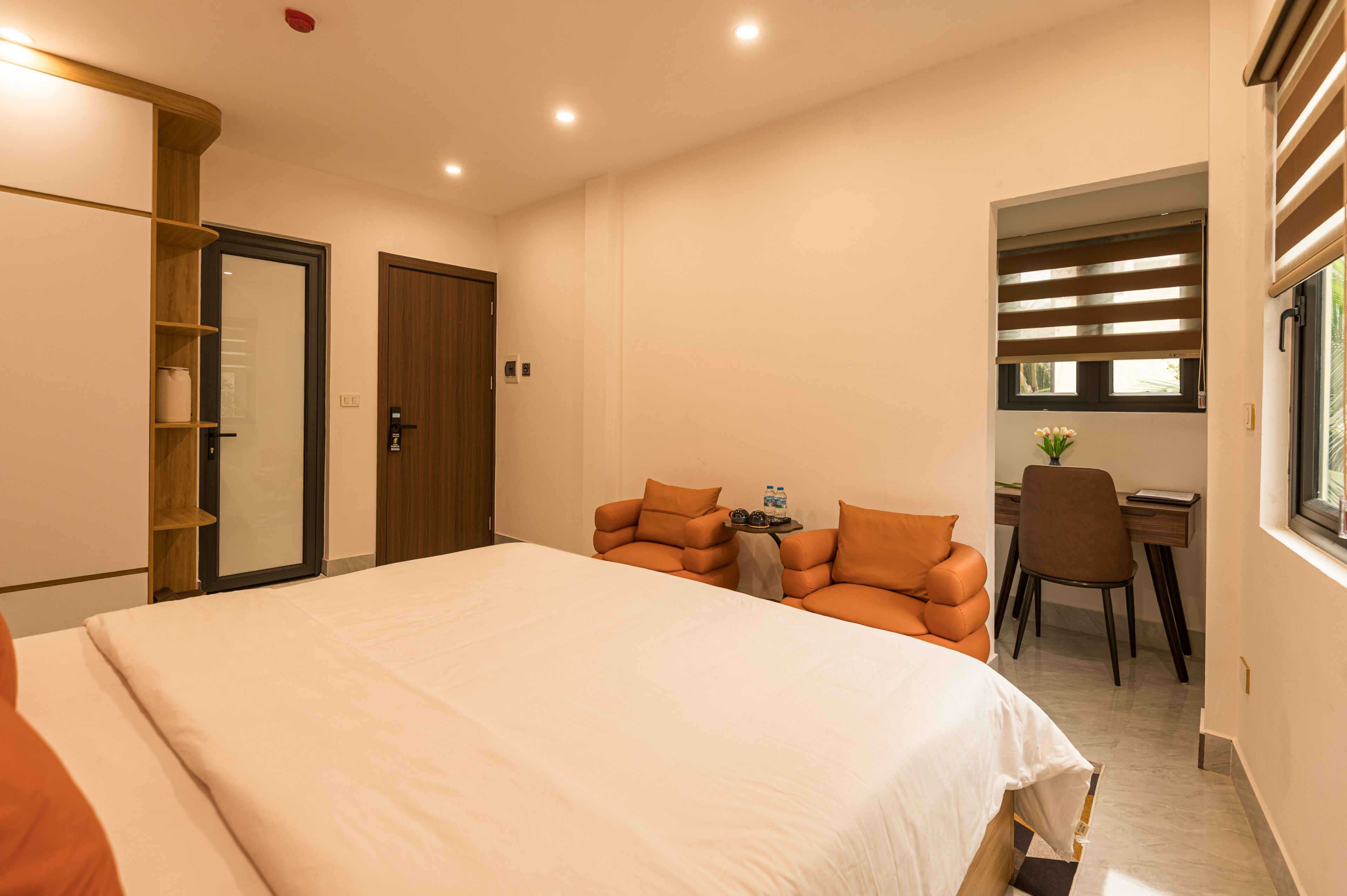 Deluxe Double Room, City View | Pillowtop beds, desk, laptop workspace, blackout drapes