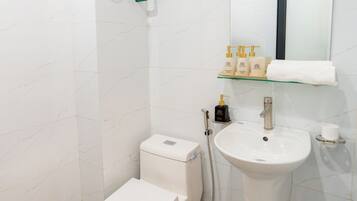 Shower, rainfall showerhead, designer toiletries, hair dryer