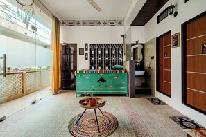 Interior - Wonderful 3-bedroom house in Jaipur perfect for your getaway/ Free wif-fi/Family (Jaipur)