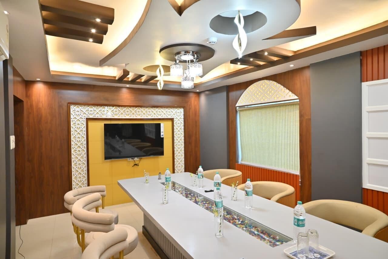 Classic Double or Twin Room, Balcony | Meeting facility