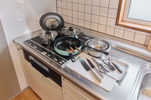 Vila | Cozinha privada | Geladeira grande, micro-ondas, cooktop, torradeira
