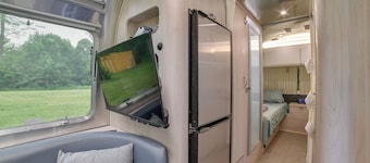 Private Catskills Campsite! Tiny Cabin + Airstream