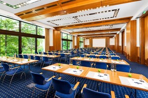 Meeting facility - Sunday am Main Taunus Zentrum Frankfurt/Sulzbach Single Room (Sulzbach (Taunus))