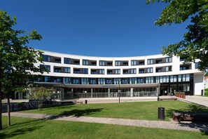 Exterior - Dog-Friendly Haven with Strandkorb (Travemünde)