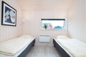 Reisekinderbett, kostenloses WLAN, Bettwäsche