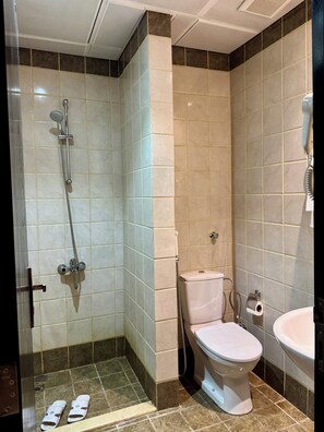 Tweepersoonskamer | Badkamer