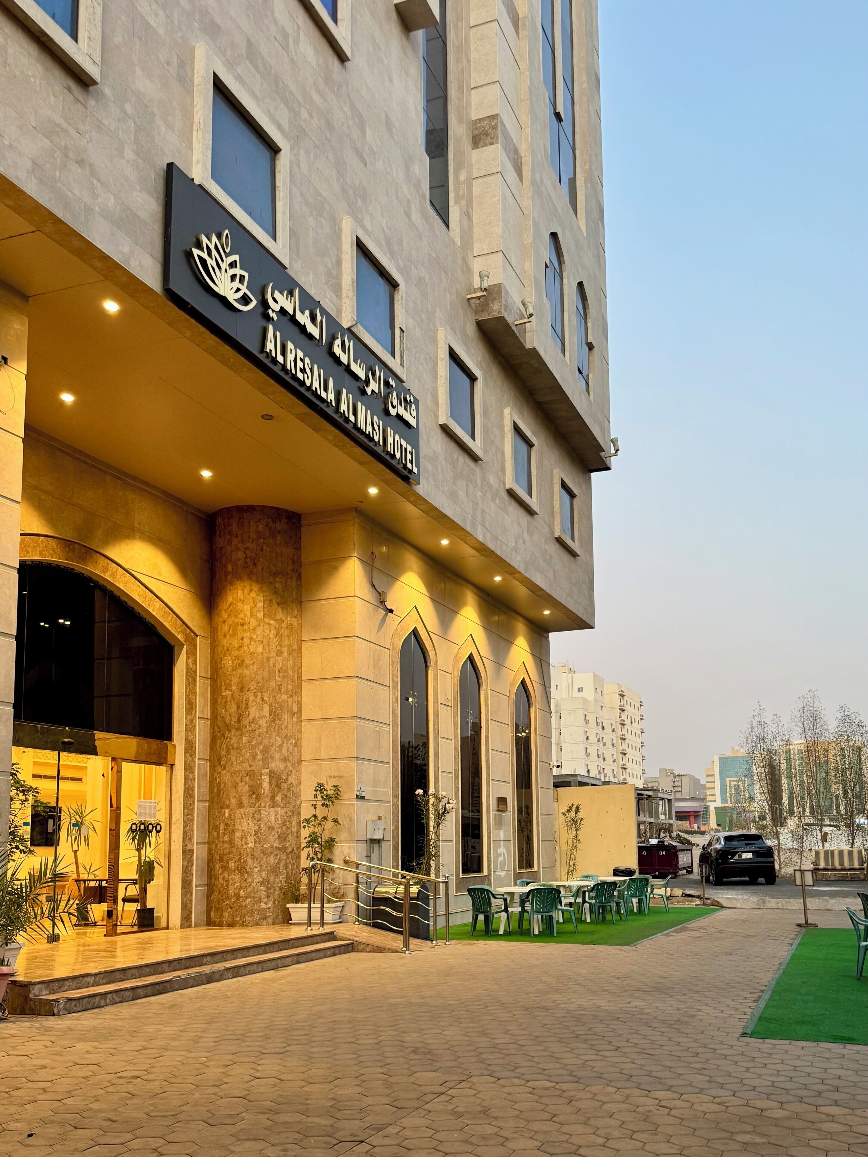 واجهة المنشأة