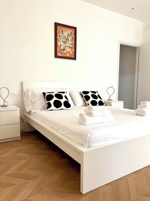 1 bedroom, WiFi, bed sheets - Casa Gemma: a wellness experience in an intimate and unique place. (Lido di Ostia)