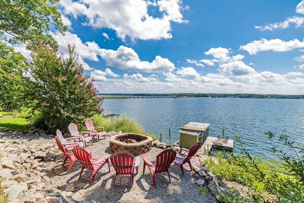 Property grounds - Main lake, Dock, Pet Friendly, Fire pit, Grill (Littleton)