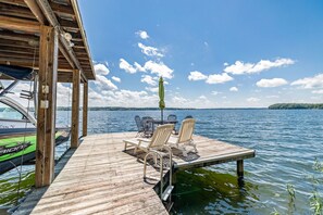 Outdoor dining - Main lake, Dock, Pet Friendly, Fire pit, Grill (Littleton)