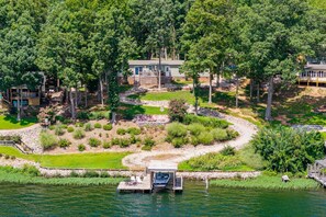 Exterior - Main lake, Dock, Pet Friendly, Fire pit, Grill (Littleton)