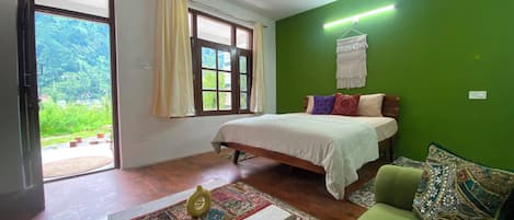 Superior Double Room, Mountain View | Desk, laptop workspace, blackout drapes, iron/ironing board
